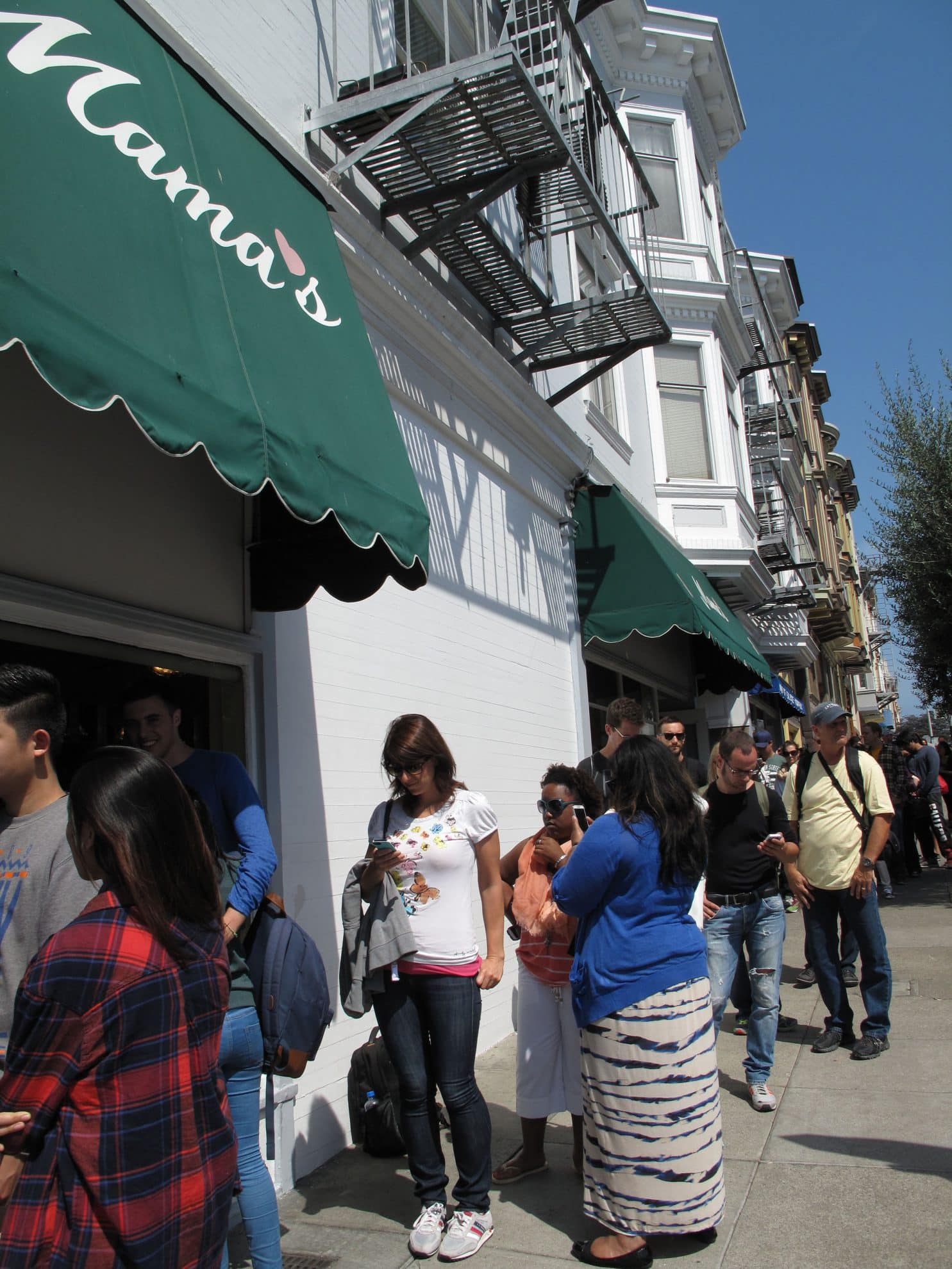 Dove fare il brunch a San Francisco: french toast e pancakes da Mama's 3 dove fare il brunch a San Francisco in coda per Mama's