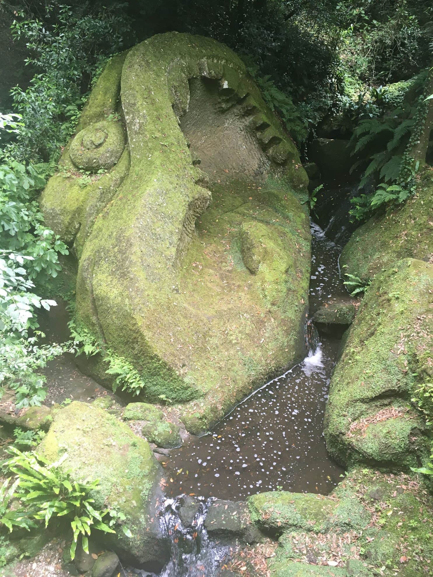 Visitare il Parco dei Mostri di Bomarzo vicino a Viterbo 3 Statua Orca parco dei Mostri di Bomarzo