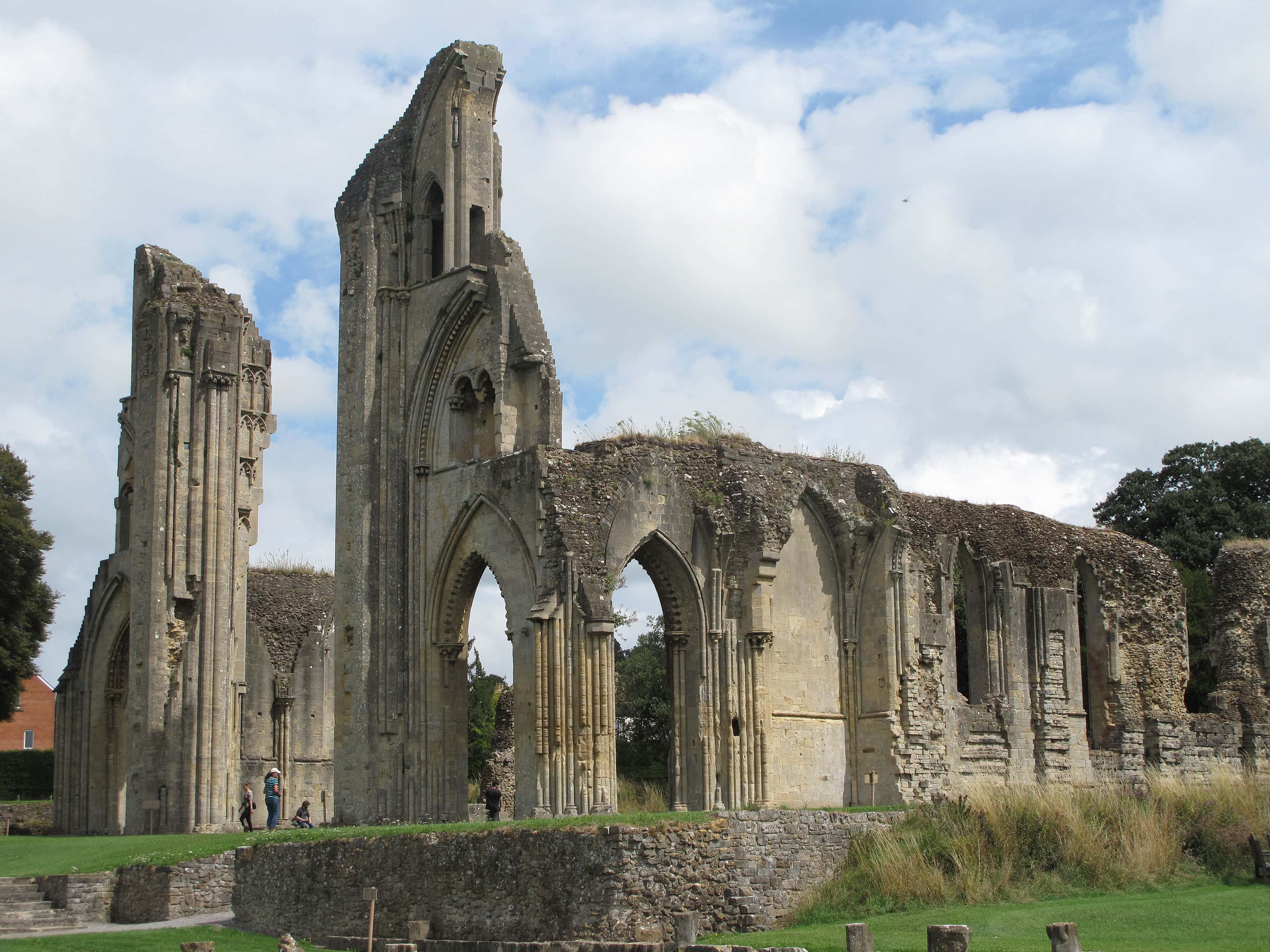 Itinerario Galles e Inghilterra del Sud: viaggio tra fari e scogliere bianche inglesi 28 Abazia di Glastonbury Somerset