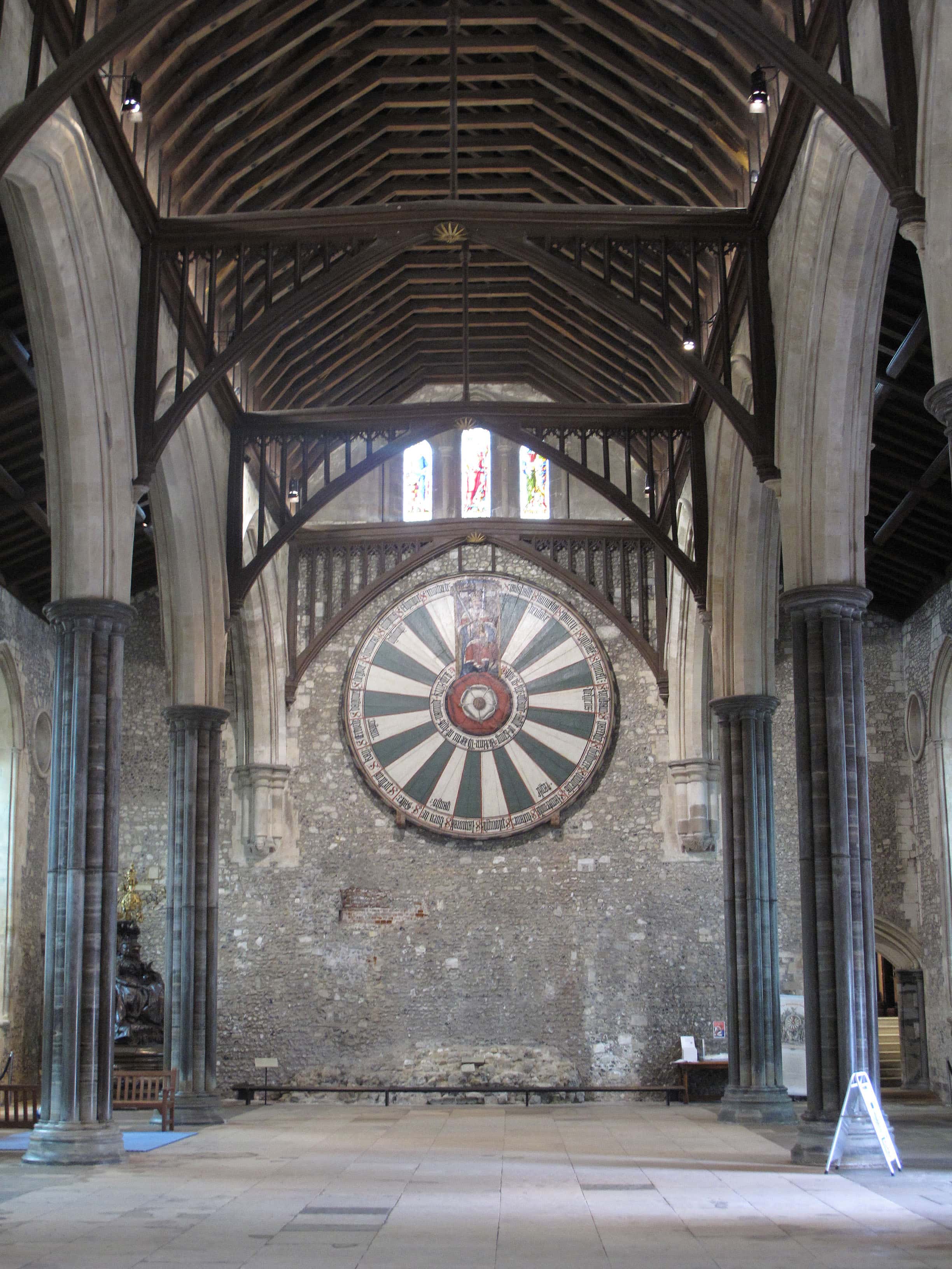 Itinerario Galles e Inghilterra del Sud: viaggio tra fari e scogliere bianche inglesi 26 Chiesa Re Artù Winchester