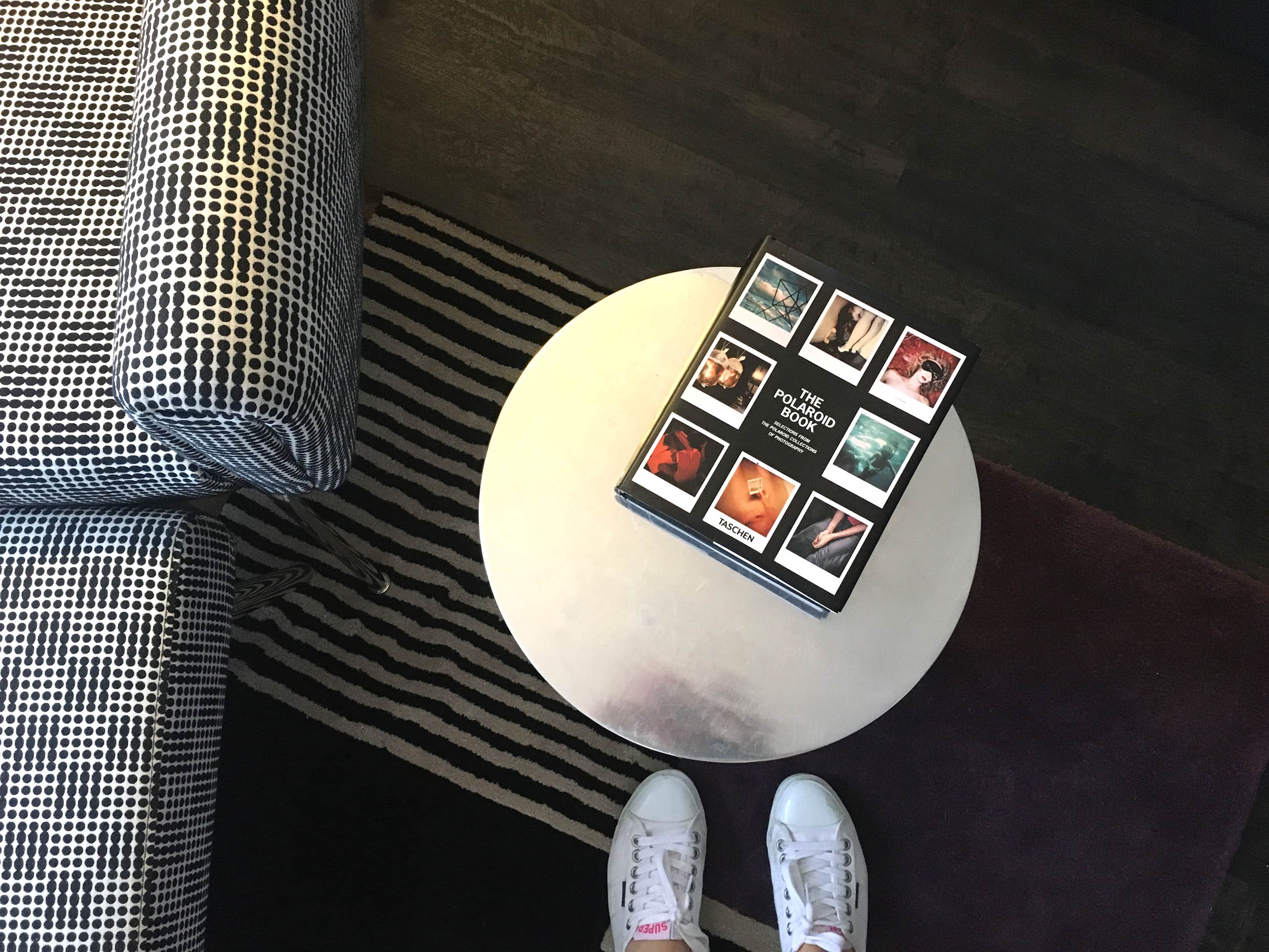 Dove dormire a Denver: Stay Funky, Stay Happy The Curtis Boutique Hotel 4 The Curtis Hotel Denver libro polaroid