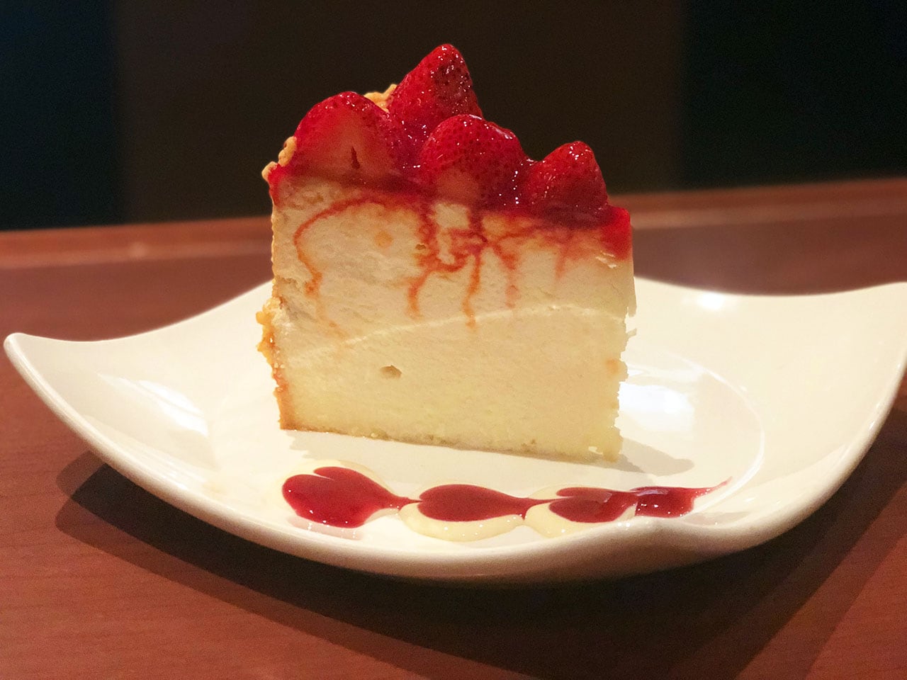 Dove mangiare la Smoked Meat di Montreal 9 la cheesecake di Reuben's a Montreal