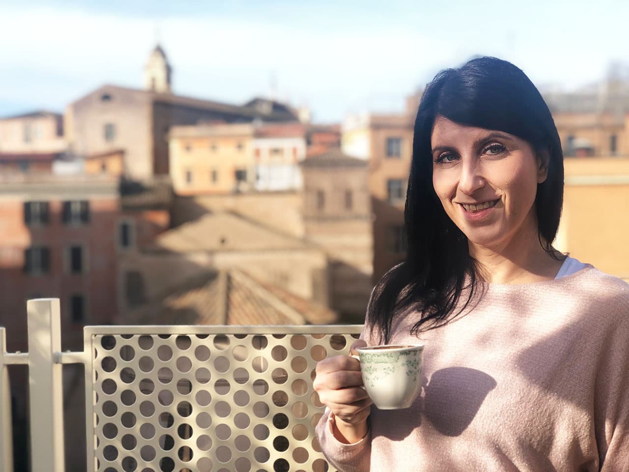Condominio Monti: il boutique hotel vicino al Colosseo 1 Colazione in terrazza hotel Roma