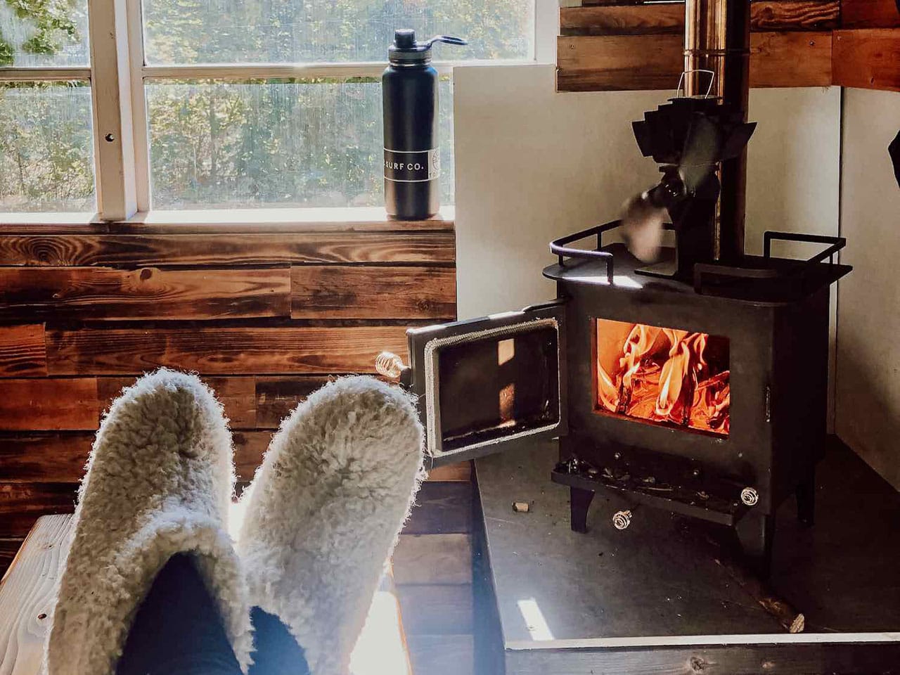 Myra Canyon Kelowna: escursione in bicicletta lungo una vecchia ferrovia in Canada 20 Glamping in Canada interno struttura