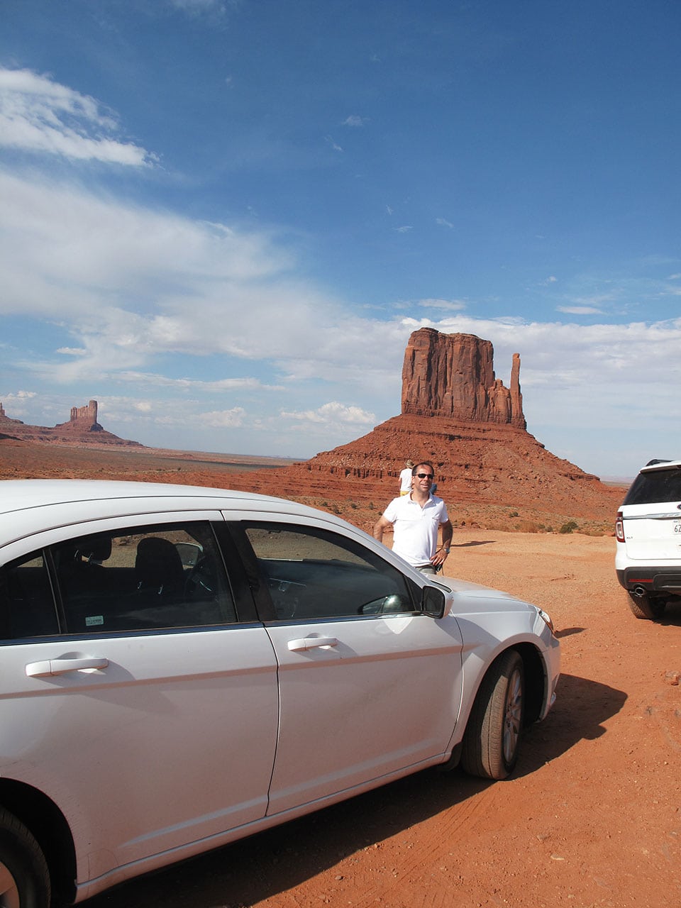 Visitare la Monument Valley: cosa vedere nella terra dei Navajo 4 Visitare la Monument Valley in macchina