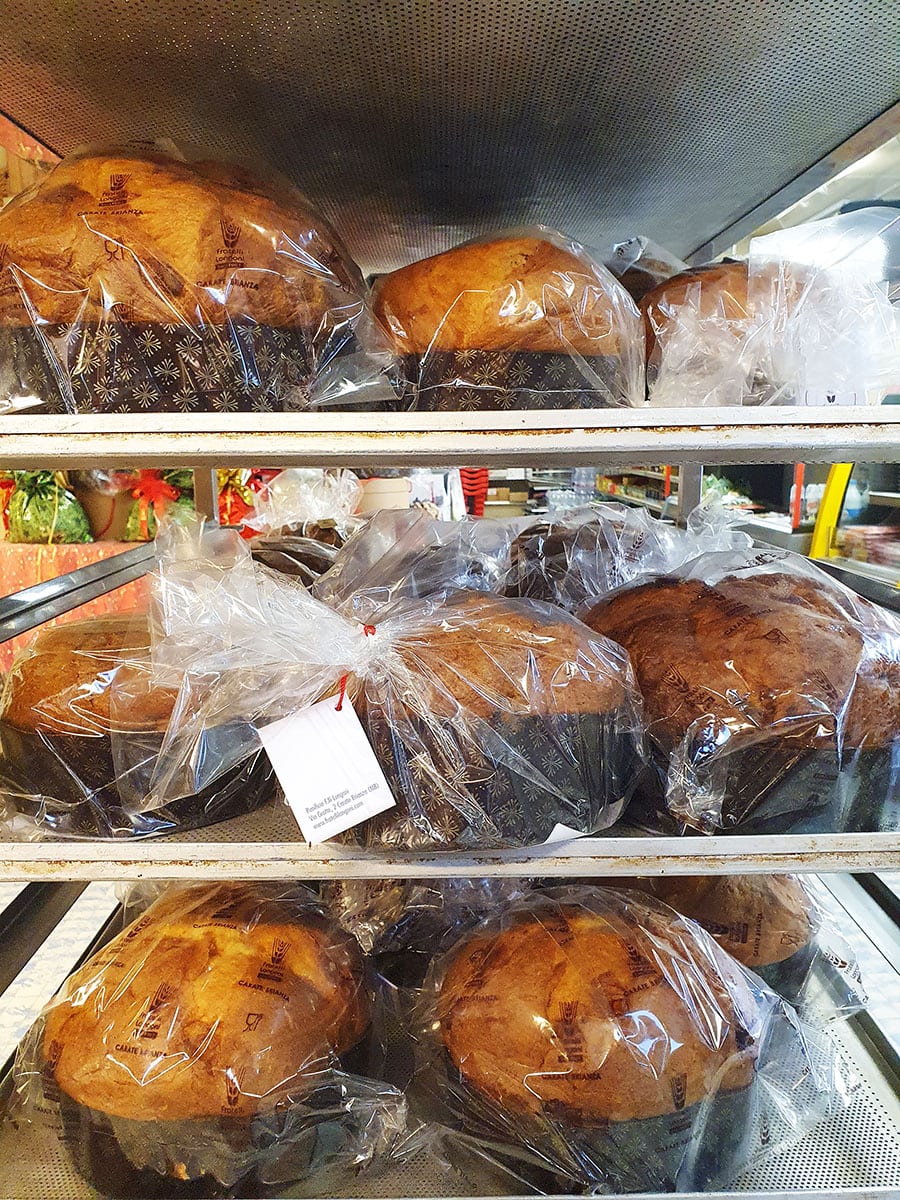 10 posti dove comprare il Panettone artigianale a Milano e in Brianza 11 Panettoni Panificio Longoni