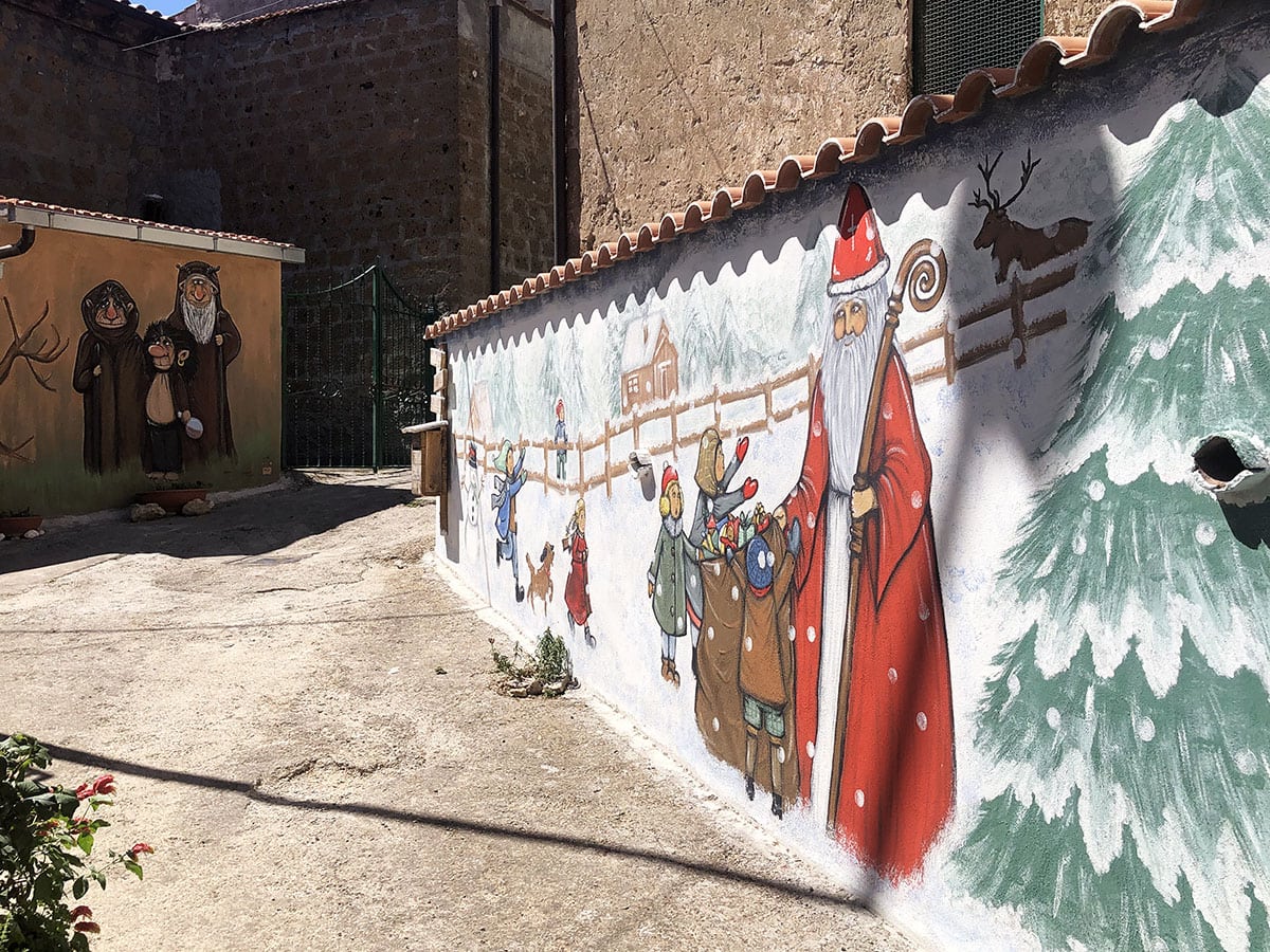Visitare Sant’Angelo il paese delle fiabe 32 Murales paese delle fiabe