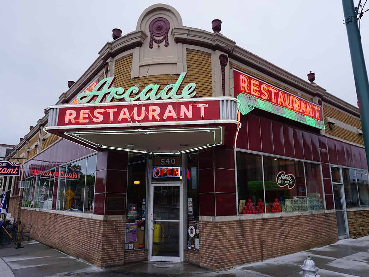 Cosa vedere a Memphis: guida alla città della musica 10 Arcade Restaurant