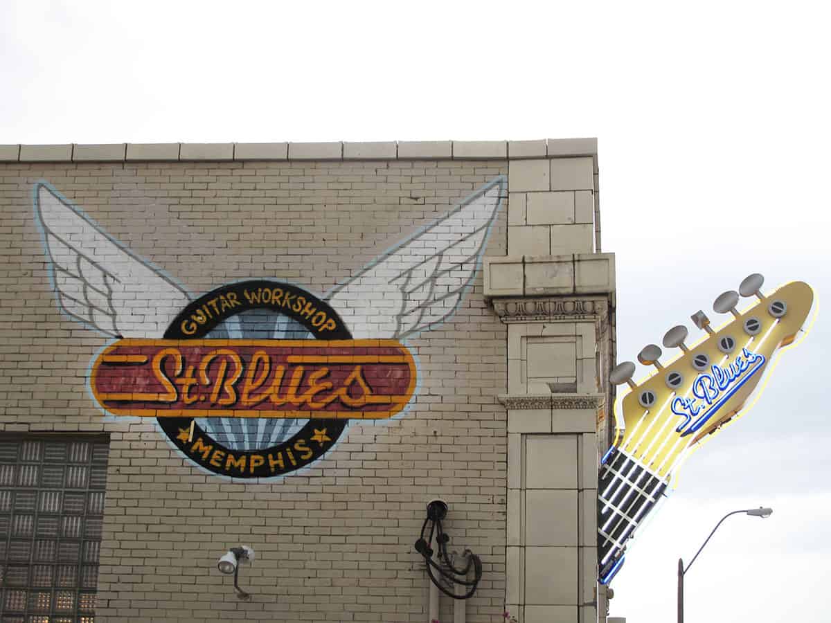 Cosa vedere a Memphis: guida alla città della musica 3 Insegne Memphis musica