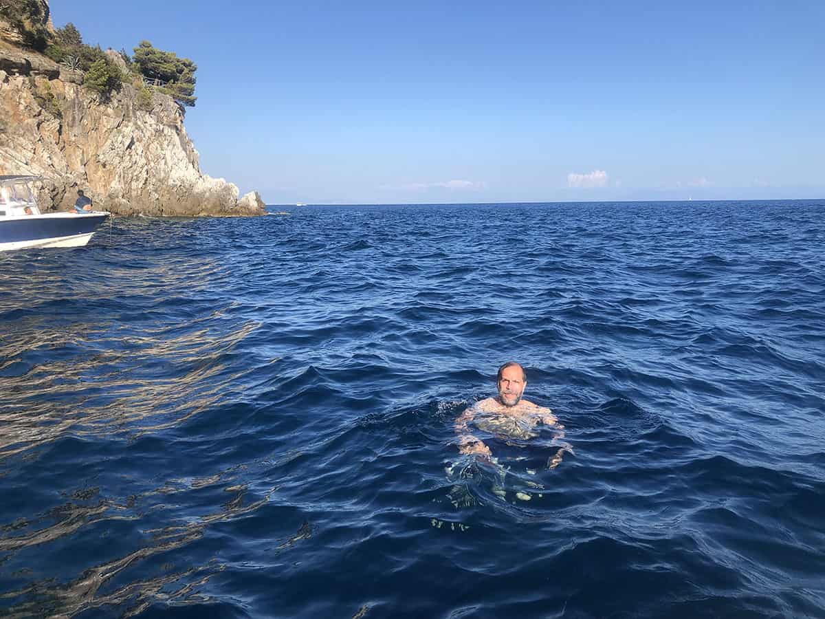 Costiera Amalfitana cosa vedere in una settimana: itinerario e consigli 40 Bagno a Positano mare