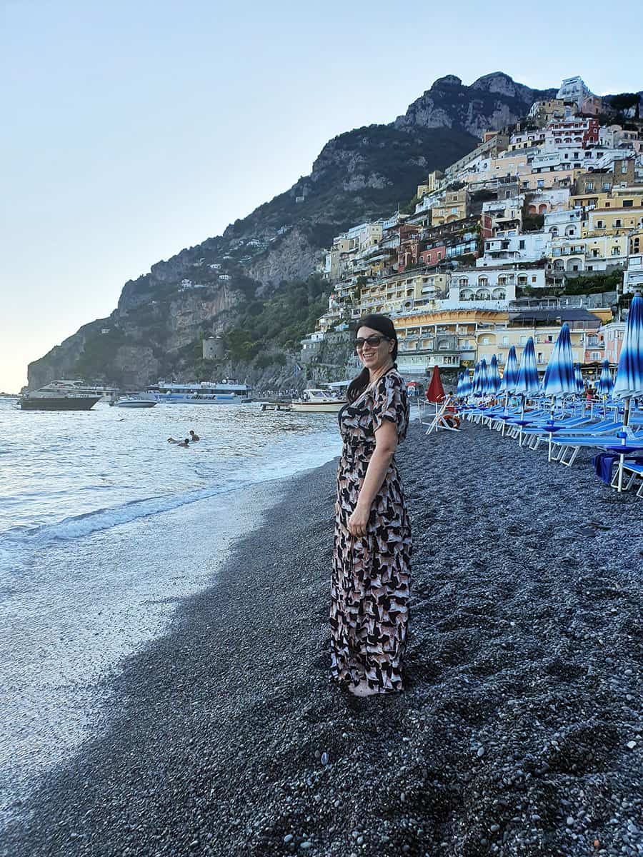 Costiera Amalfitana cosa vedere in una settimana: itinerario e consigli 6 Positano spiaggia
