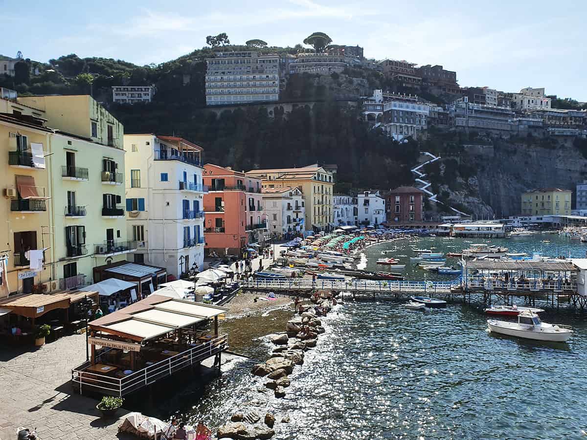 Costiera Amalfitana cosa vedere in una settimana: itinerario e consigli 31 Marina Grande Sorrento