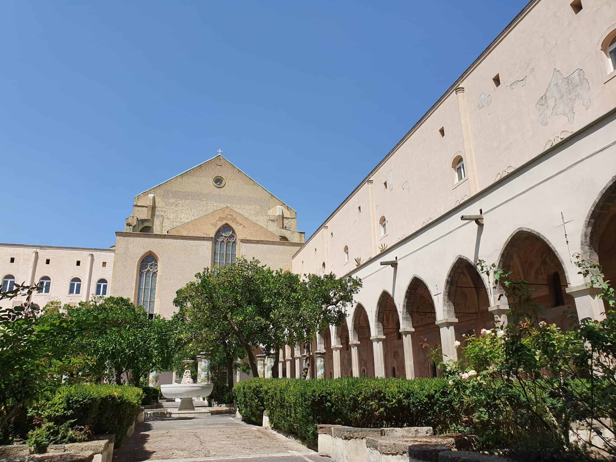 Cosa vedere a Napoli in due giorni: la guida completa 36 Chiostro Santa Chiara