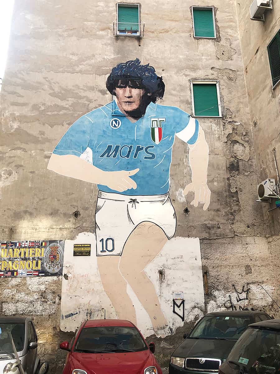 Cosa vedere a Napoli in due giorni: la guida completa 45 Murales di Maradona a Napoli