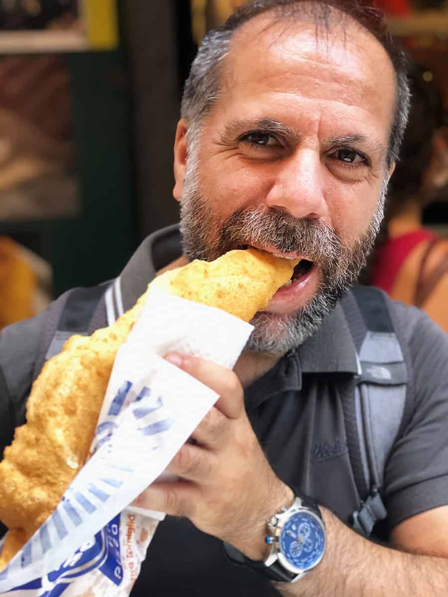 Dove mangiare a Napoli 26 Pizza fritta Napoli