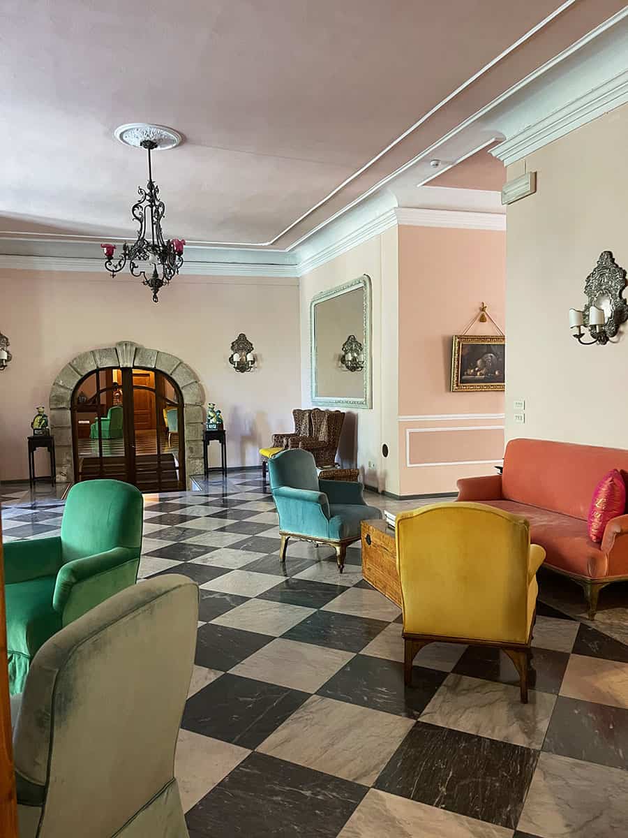 Cosa vedere a Bellagio, la perla del Lago di Como 40 Sala comune Hotel Florence