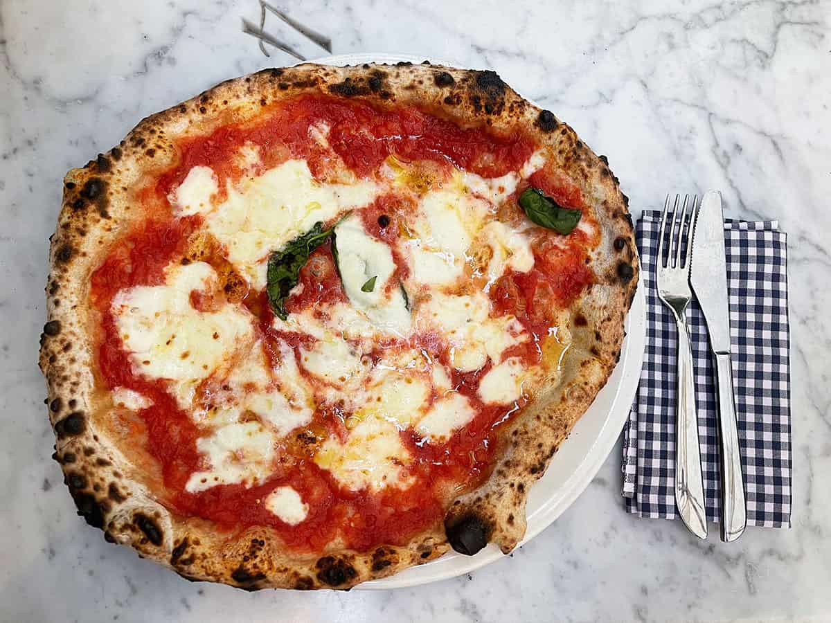 Dove mangiare a Napoli 9 Napoli pizza più buona