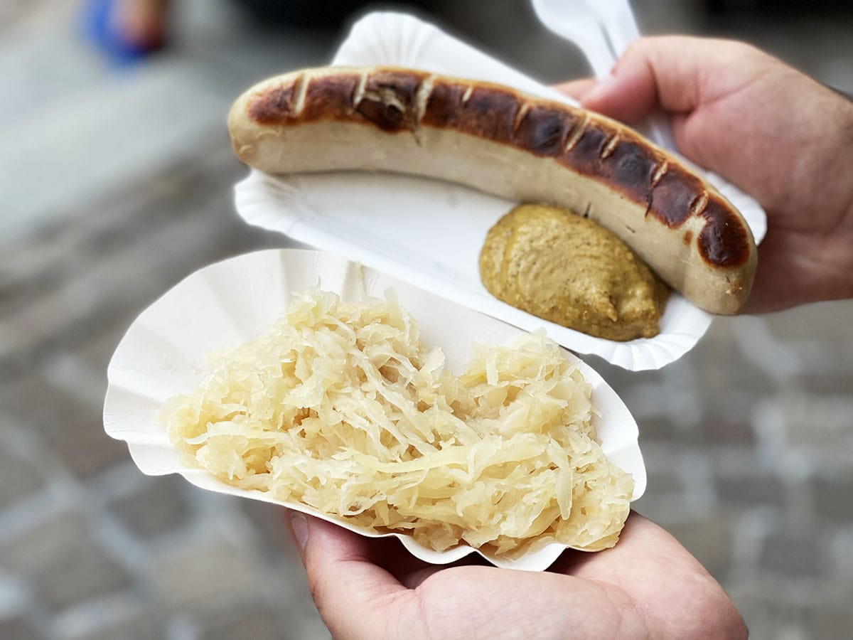 Cosa mangiare a Salisburgo e dove: la nostra food guide 34 Bratwust e crauti