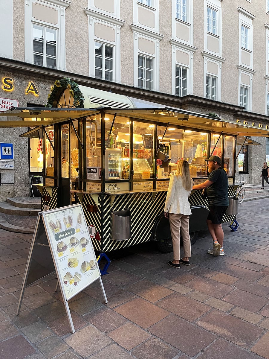 Cosa mangiare a Salisburgo e dove: la nostra food guide 35 Chiosco street food Salisburgo