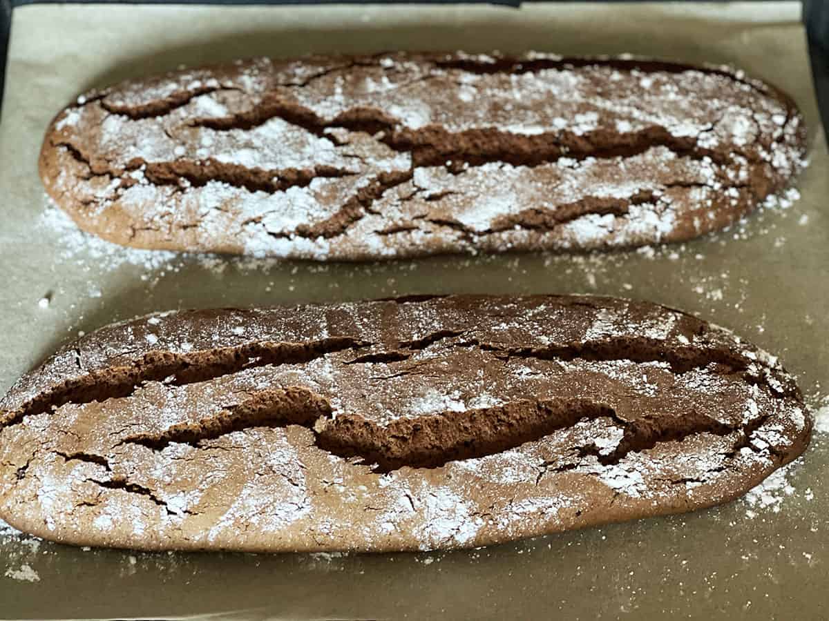 Gingerbread biscotti: la ricetta dei biscotti con zenzero e cannella 9 Come fare i cantucci di Natale