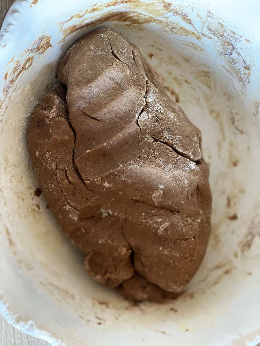 Gingerbread biscotti: la ricetta dei biscotti con zenzero e cannella 6 Impasto biscotti