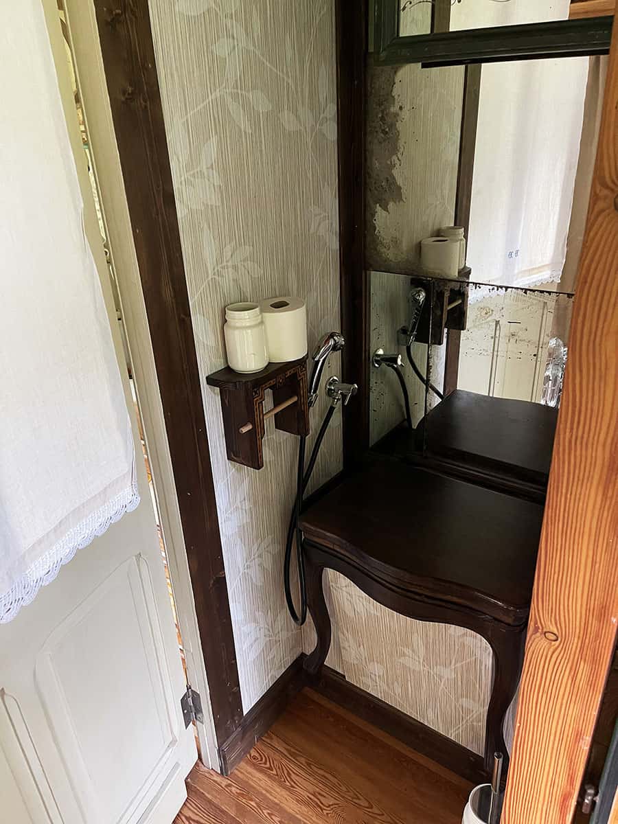 Dormire in un gipsy caravan vicino a Cuneo: Madame Du Bois 18 Bagno gisy caravan
