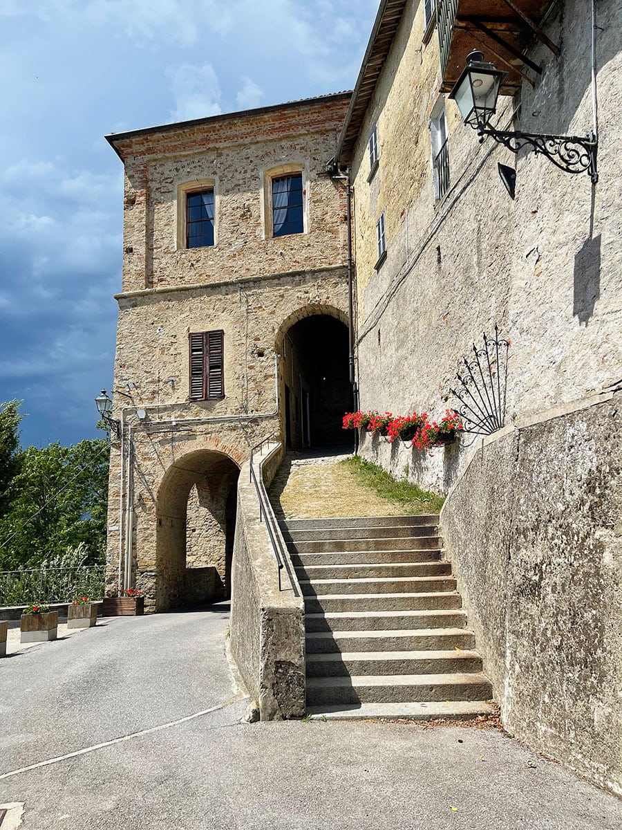 Sale San Giovanni: ammirare i campi di lavanda in Piemonte 7 Sale San Giovanni borgo