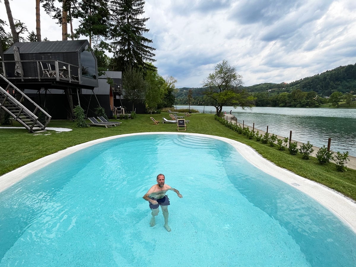 Chocolate Village by the River: Luxury glamping in Slovenia 25 Piscina glamping in Slovenia