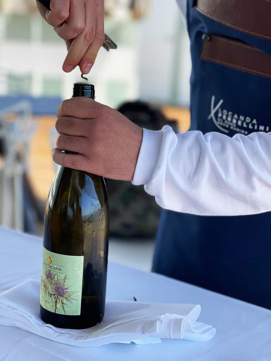 Adler Resort Sicilia: dormire vicino alla valle dei Templi 51 Vino locale