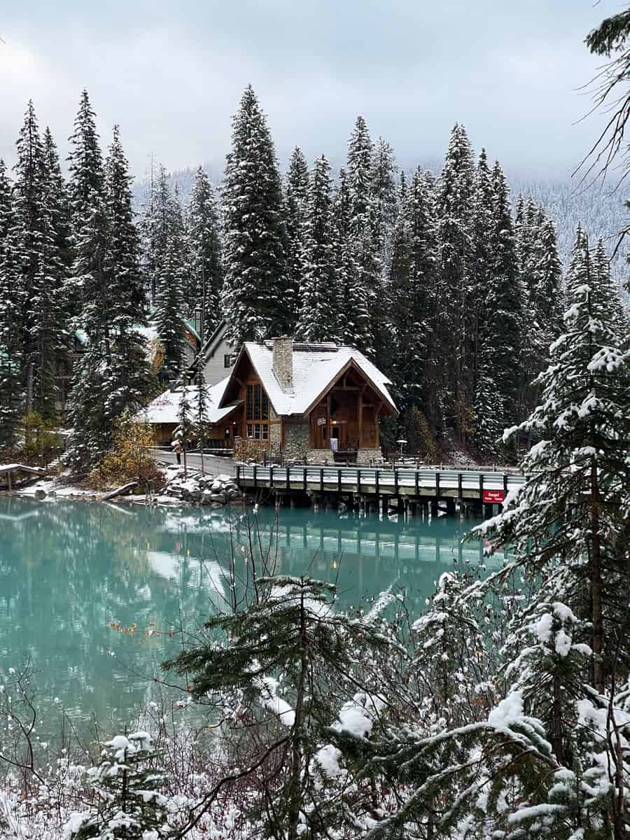 Cosa vedere allo Yoho National Park: il parco più bello delle Rockies 22 Ottobre con la neve allo Yoho National Park
