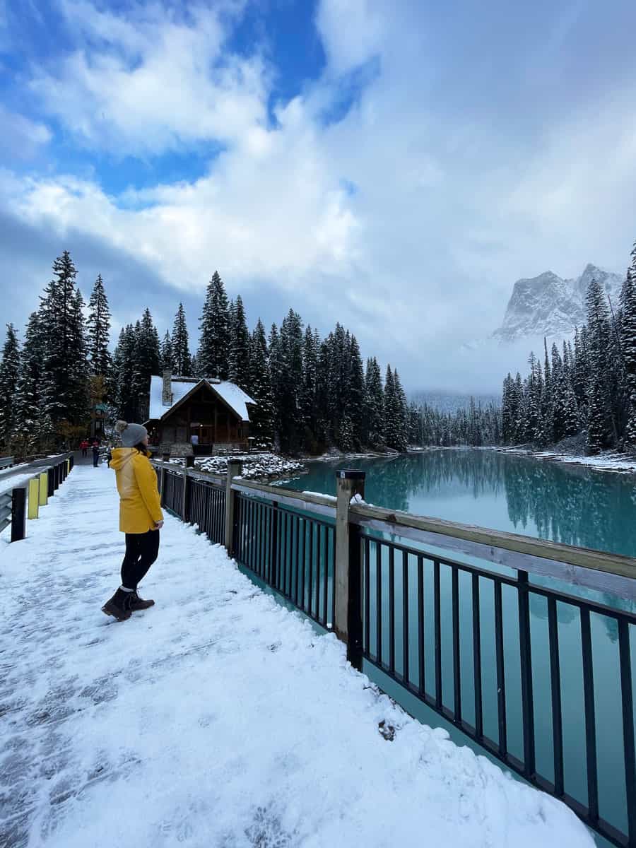 Emerald Lake Lodge: dormire allo Yoho National Park 32 Ponte accesso al Emerald Lake Lodge