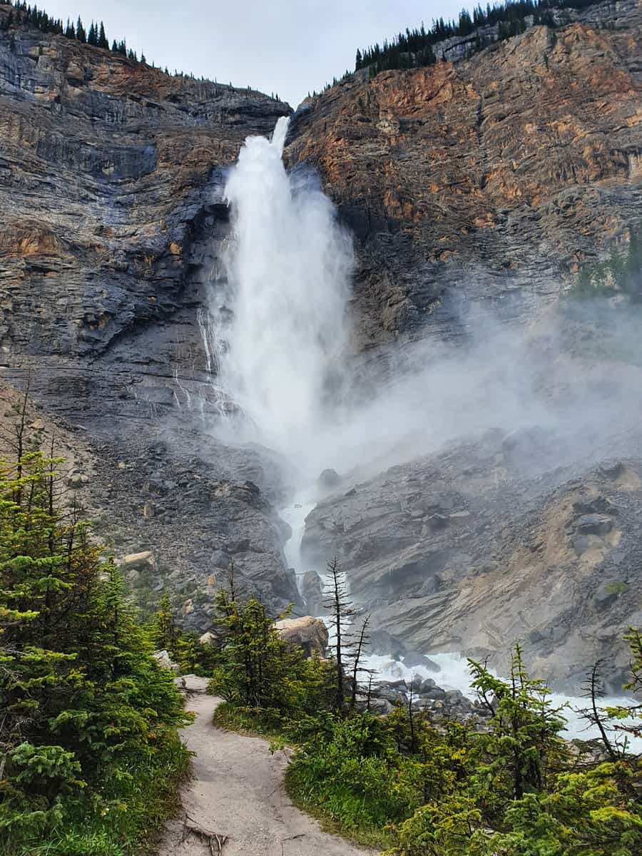 Cosa vedere allo Yoho National Park: il parco più bello delle Rockies 14 Cascate Takakkaw