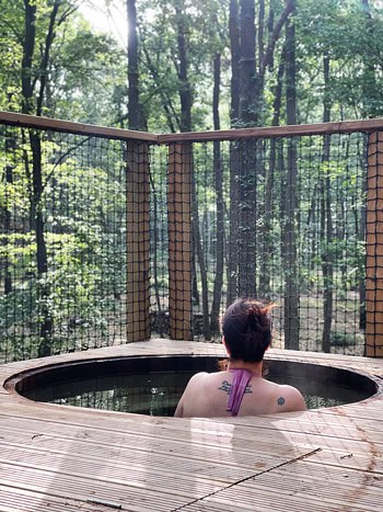 Youza Ecolodge Normandia: dormire vicino Parigi immersi in una foresta 56 Alloggio insolito con hot tub