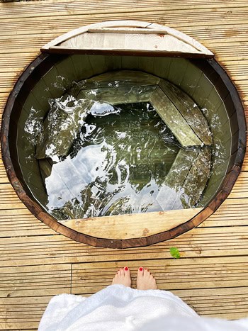 Youza Ecolodge Normandia: dormire vicino Parigi immersi in una foresta 57 Hot tub in una foresta
