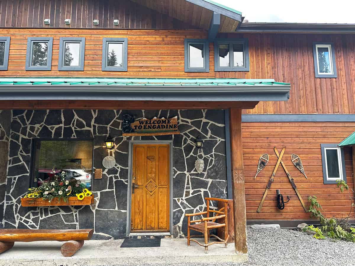 Mount Engadine Lodge: dormire in uno dei 5 hotel top in Canada 1 Mount Engadine Lodge dormire vicino a Canmore