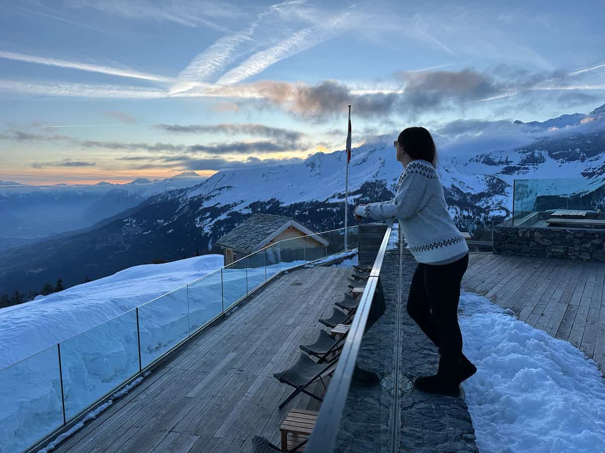 Chetzeron Crans-Montana: dormire a 2112 metri in un'ex stazione delle cabinovie, oggi hotel di design 3 Hotel pazzesco dove dormire in Svizzera