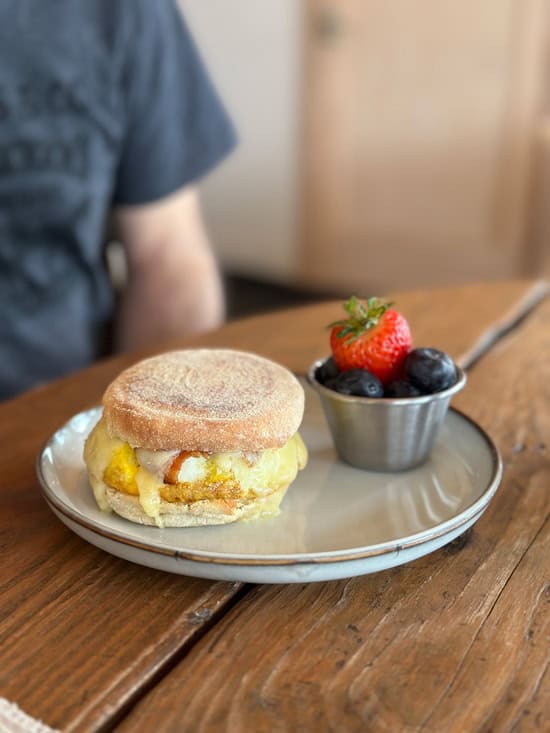 Farouche Mont Tremblant: dormire in piccole A-frame circondati dalle montagne in Quebec 13 Colazione salata