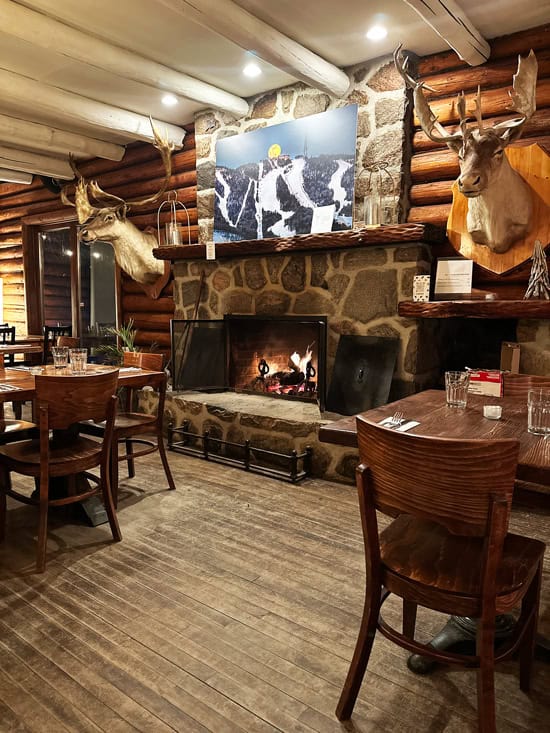 Farouche Mont Tremblant: dormire in piccole A-frame circondati dalle montagne in Quebec 38 Dove mangiare a Mont tremblant