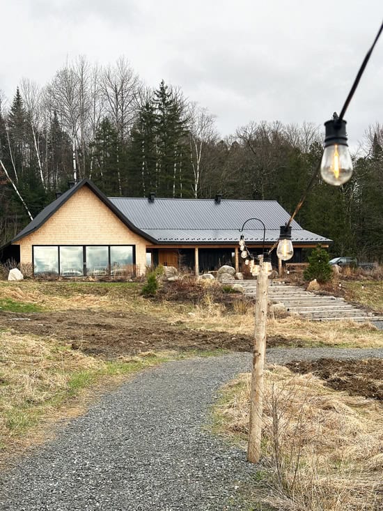 Farouche Mont Tremblant: dormire in piccole A-frame circondati dalle montagne in Quebec 41 Maison de soma