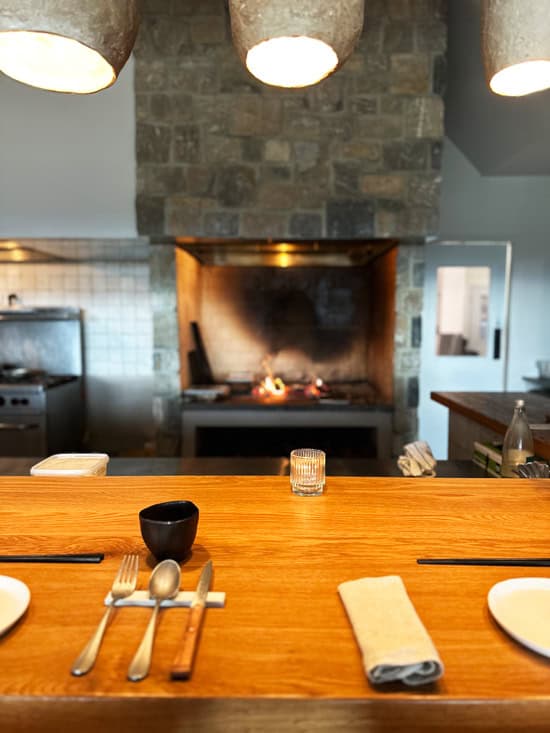 Farouche Mont Tremblant: dormire in piccole A-frame circondati dalle montagne in Quebec 45 Ristorante Mont tremblant