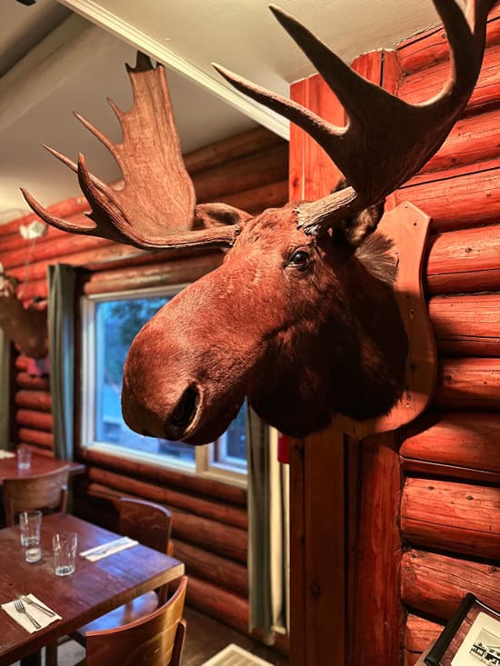 Farouche Mont Tremblant: dormire in piccole A-frame circondati dalle montagne in Quebec 40 Ristoranti Mont Tremblant