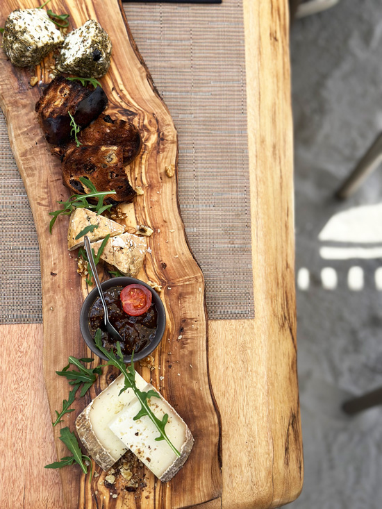 Viaggio in Corsica: cosa vedere in 3 giorni, itinerario gourmet 17 tagliere di formaggi
