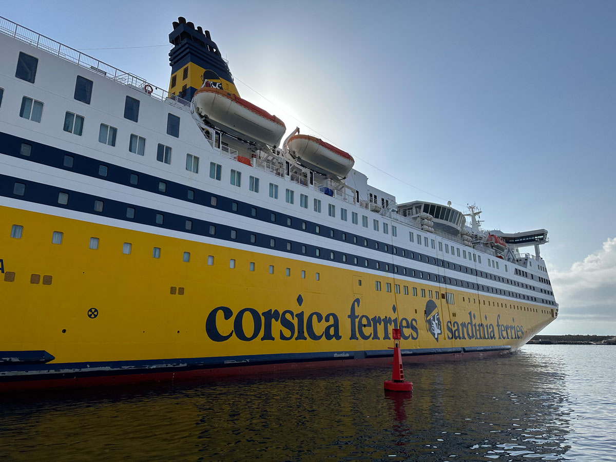 Viaggio in Corsica: cosa vedere in 3 giorni, itinerario gourmet 2 traghetti per raggiungere la Corsica