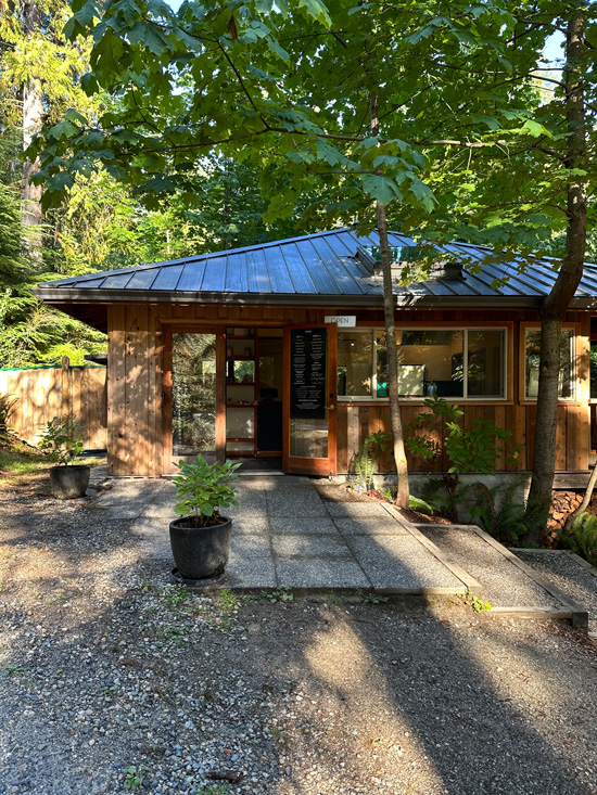 Dormire sulla Sunshine Coast in British Columbia: 4 alloggi da non perdere 31 Bakery famosa Sunshine Coast Canada