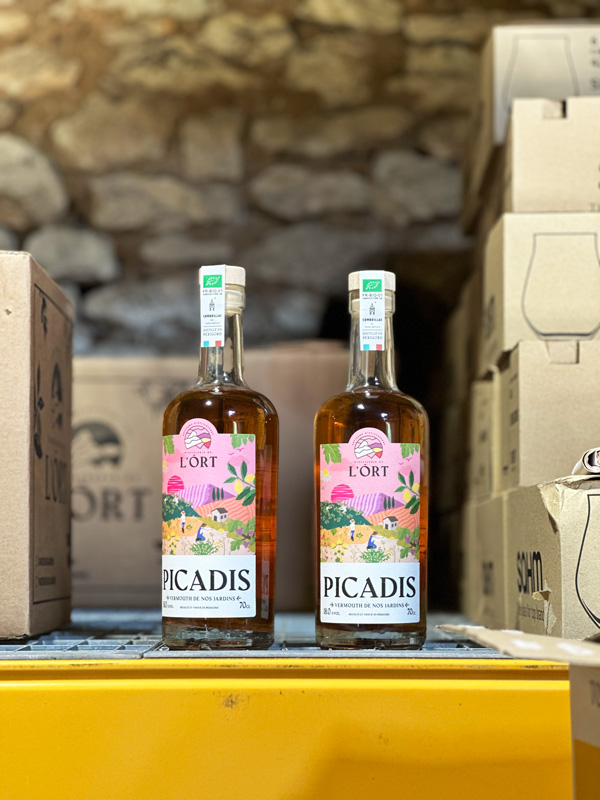 7 esperienze gourmet tra Bordeaux e Dordogna per un viaggio tra i sapori locali 27 Degustazione Gin Dordogna
