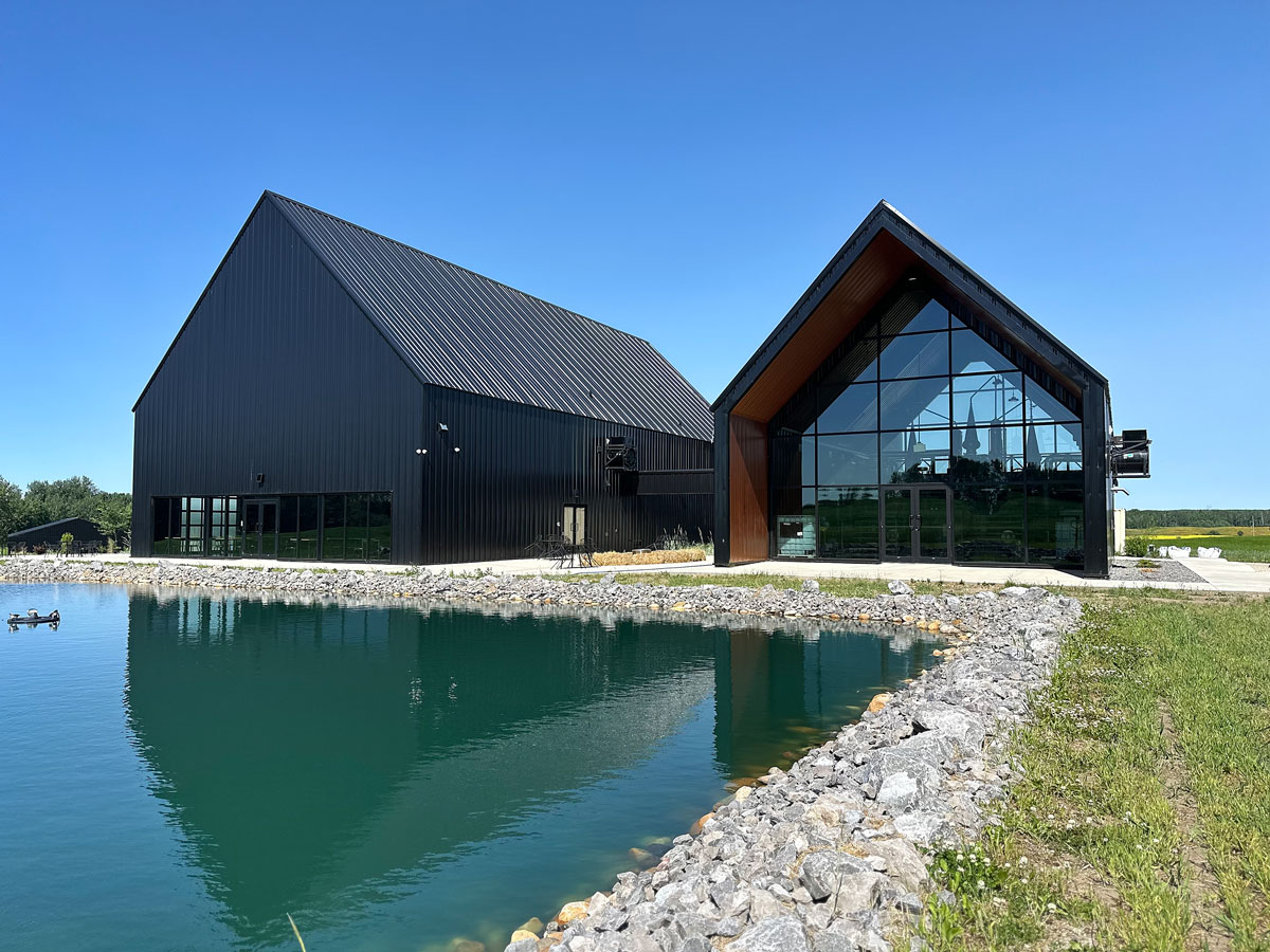 Refuge Bay: Dormire in una Tiny House in Alberta 41 Distillerie del Canada