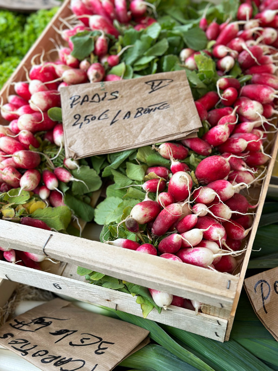 7 esperienze gourmet tra Bordeaux e Dordogna per un viaggio tra i sapori locali 48 Mercato più bello della Dordogna