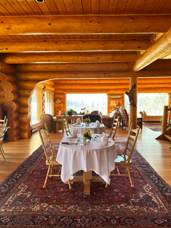 Echo Valley Ranch & Spa: Dormire nel ranch più esclusivo in British Columbia 11 Sala da pranzo Ranch