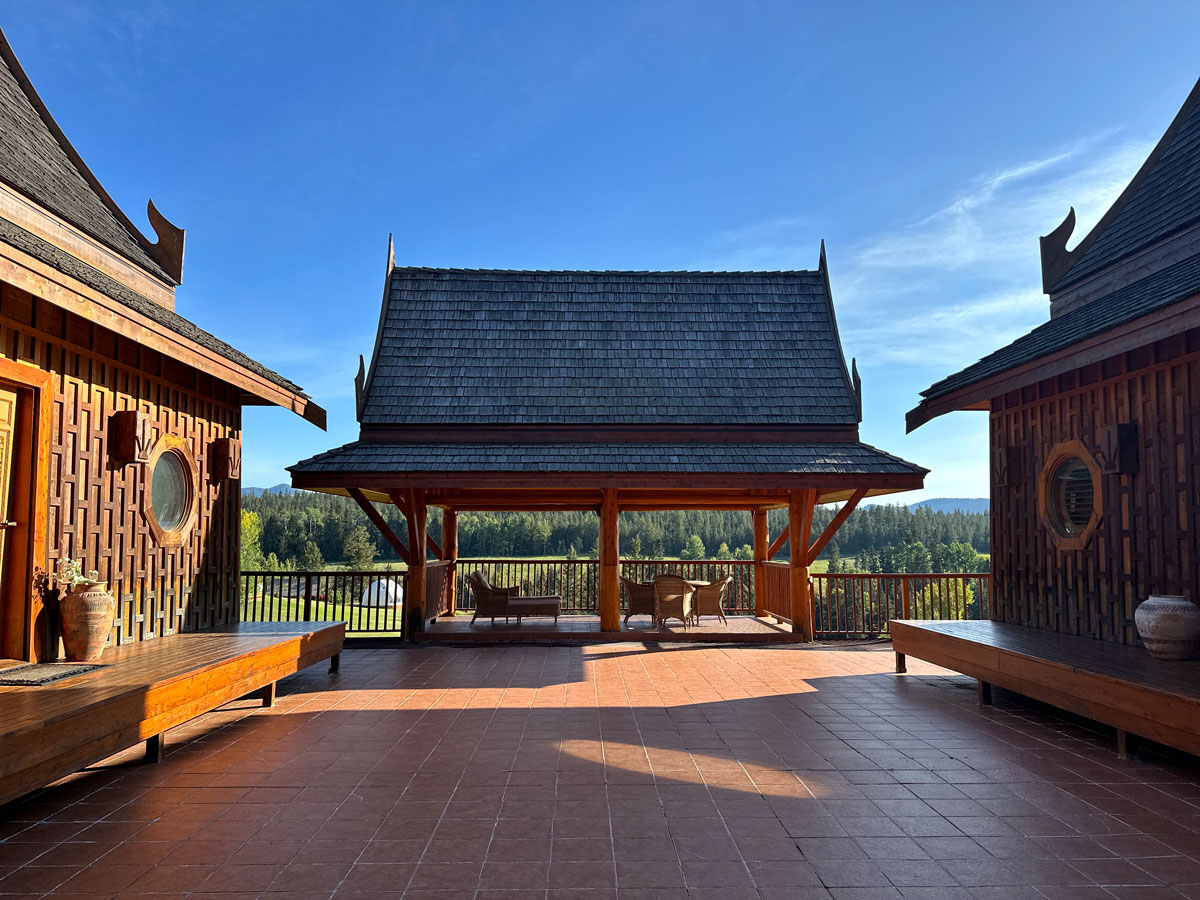 Echo Valley Ranch & Spa: Dormire nel ranch più esclusivo in British Columbia 23 Struttura orientale con camere e spa privata