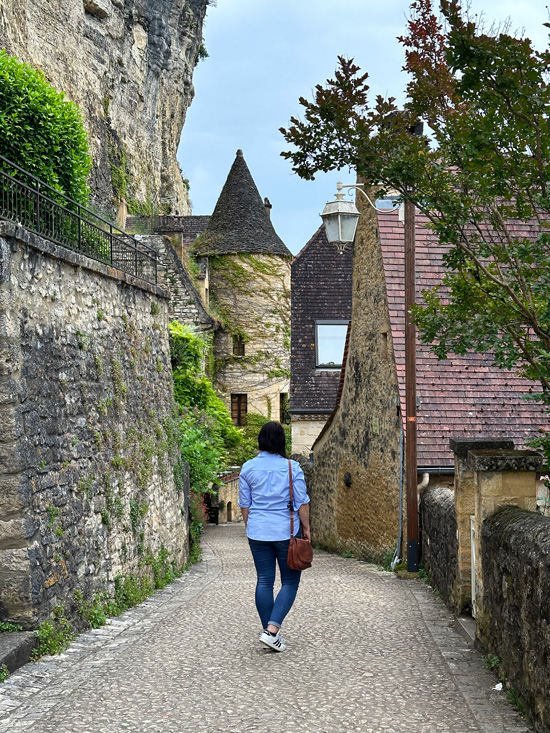 Cosa vedere in Dordogna e nel Périgord: itinerario Gourmet tra Villaggi Medievali, Castelli e Giardini Segreti 35 La Roque paesino più bello di Francia